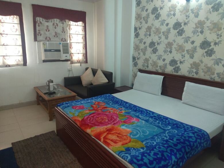 Hotel Neelkanth