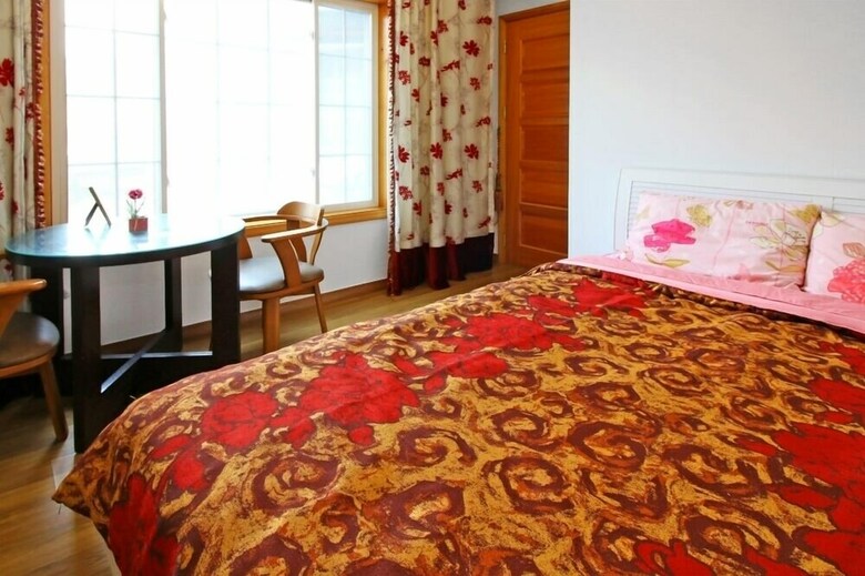 Pension Roseway