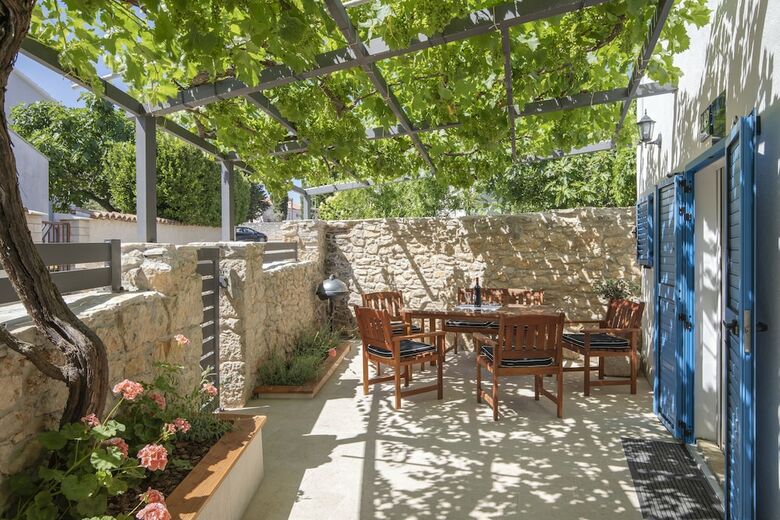 Apartamentos Holiday House Bernarda