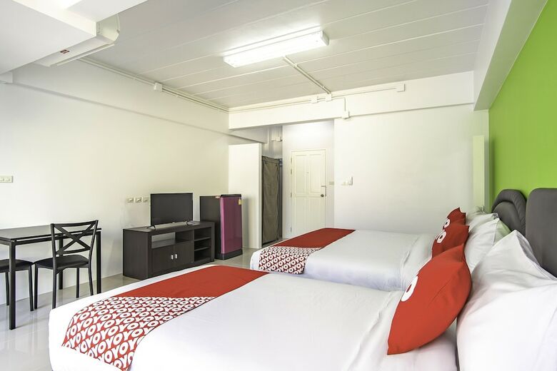 Hotel Oyo 601 C W Mansion Phuket