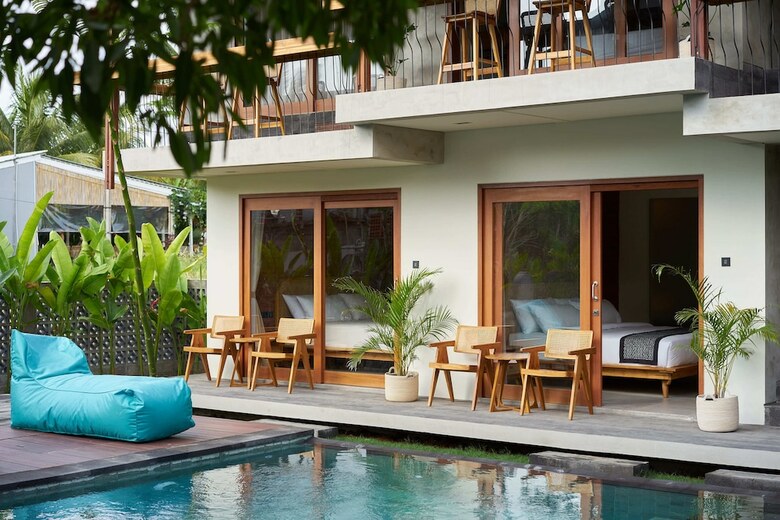 Hotel Kubu Tropis