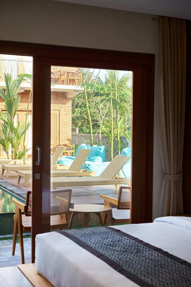 Hotel Kubu Tropis