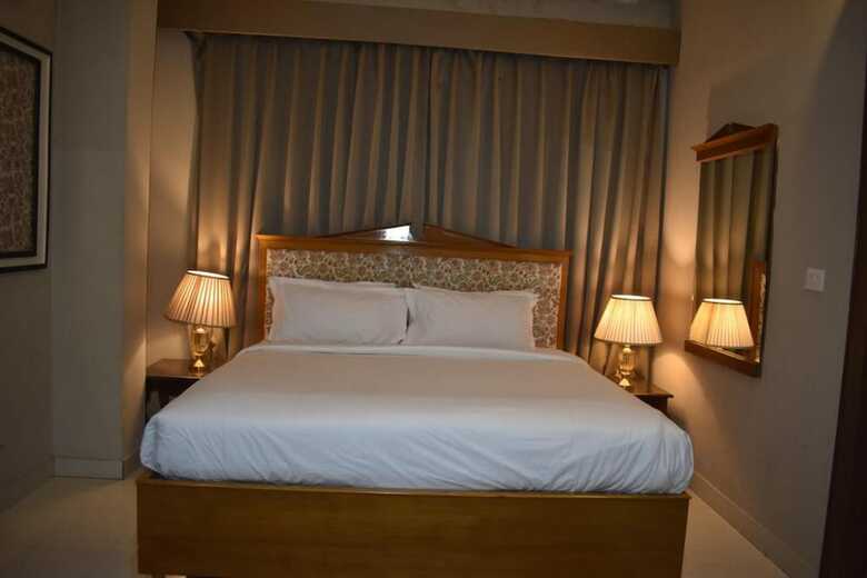 Noosa By Dcrest Hotel
