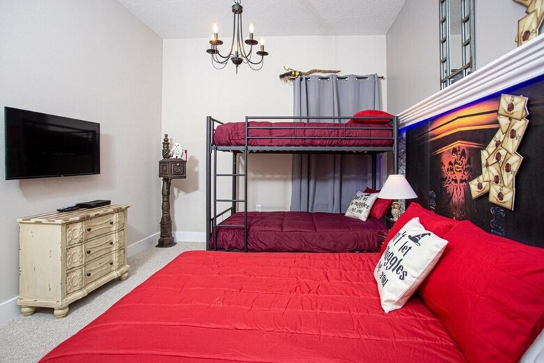 Modern 4 Bedrooms Townhouse Su2662