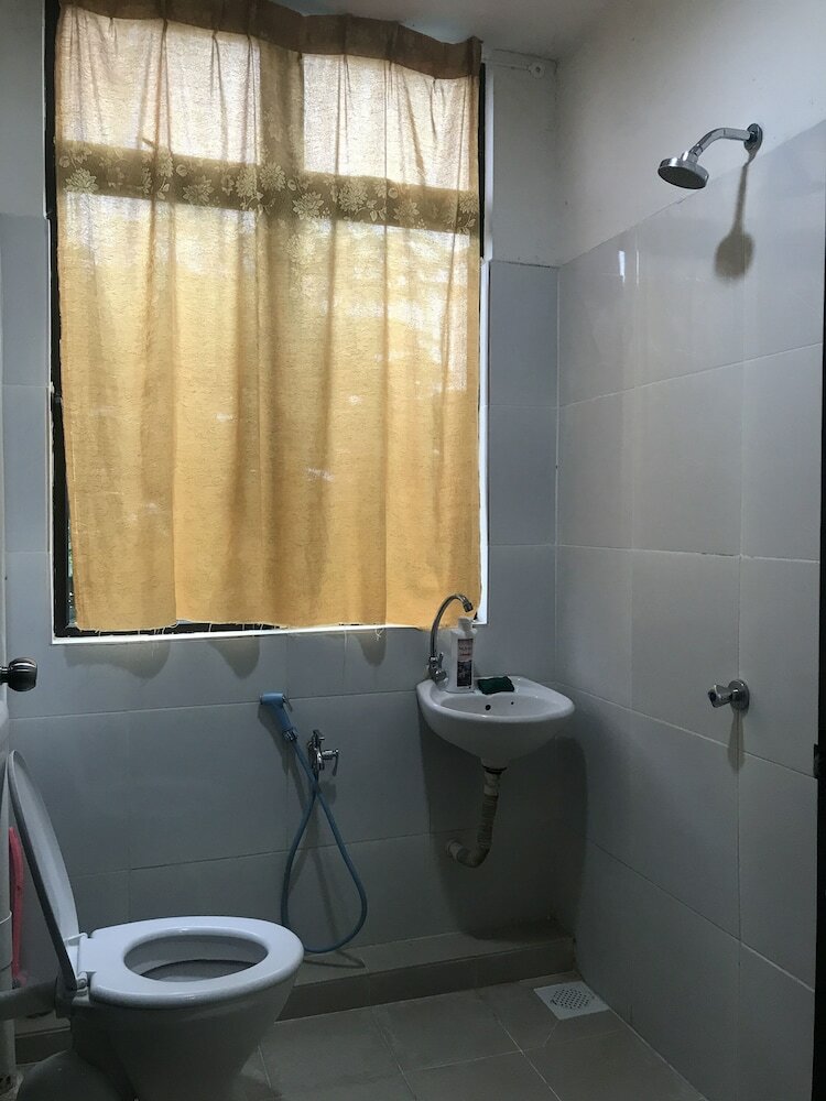 Oyo 89781 Hotel Medina 2