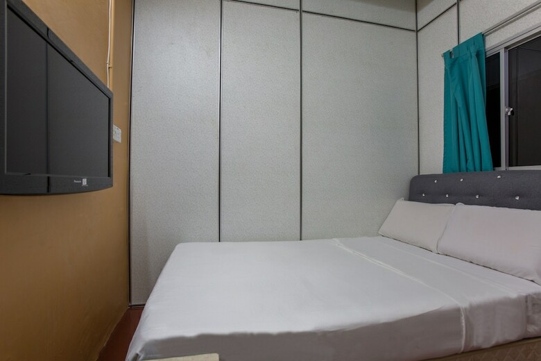 Spot On 89788 Musafir Transit Hotel