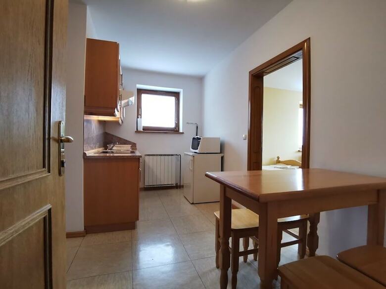 Hotel Rooms And Apartments Panker