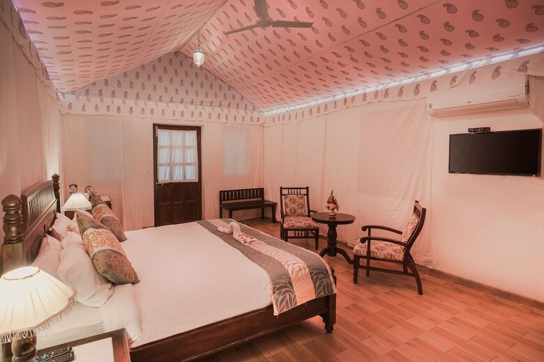 Hotel The Udai Bagh