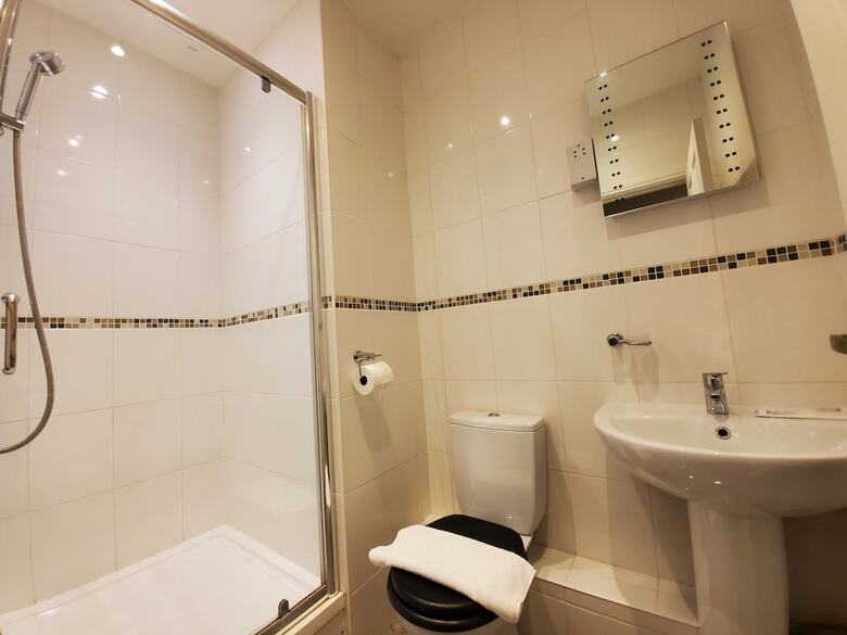 Hotel Sleeplicity London Heathrow
