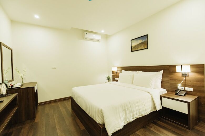 Hotel Paragon House & Residence
