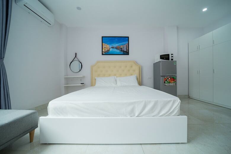 Parkhomes Service Apartment