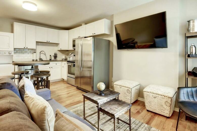 Apartamento Luxury Denver Apts 8 Bds 4 Bas Great Location!