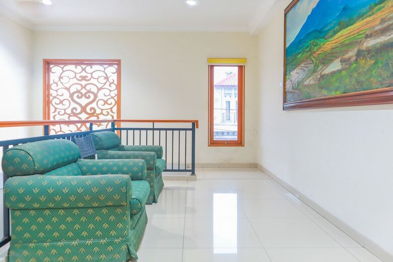Hotel Oyo 2196 Ss Homes