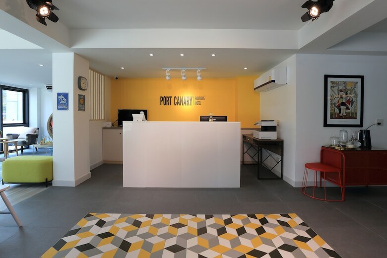 Port Canary Hotel