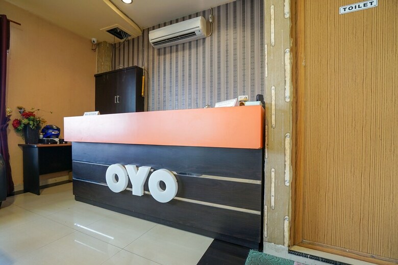 Hostal Oyo 2255 Hotel Triantama Syariah