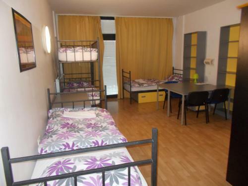 Aparthotel Motel Port