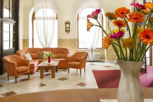 Hotel Grand