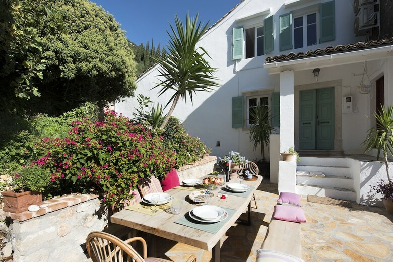Villa White Jasmine Cottage