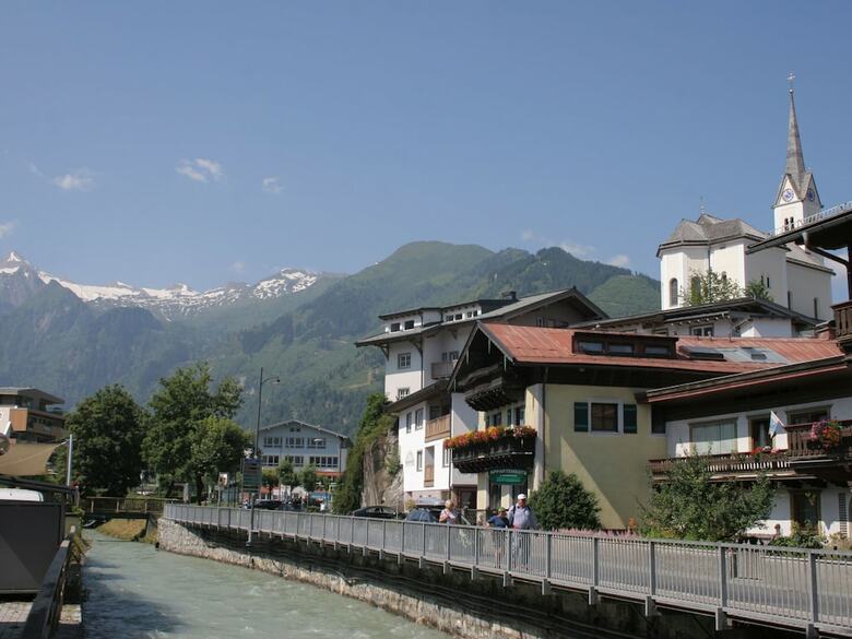 Spacious Apartment In Kaprun With A Private Sauna