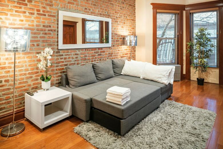 Apartamentos Spacious 3 Bdrm Close To Trains & Shops