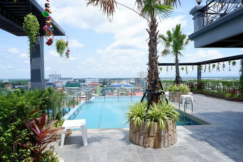 Hak Huot Hotel