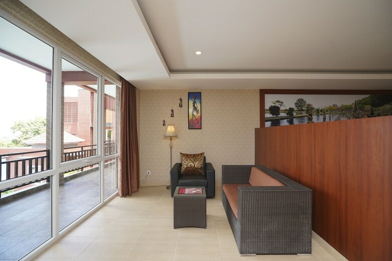 Hostal Oyo 2392 Nusa Dua Eling Inn