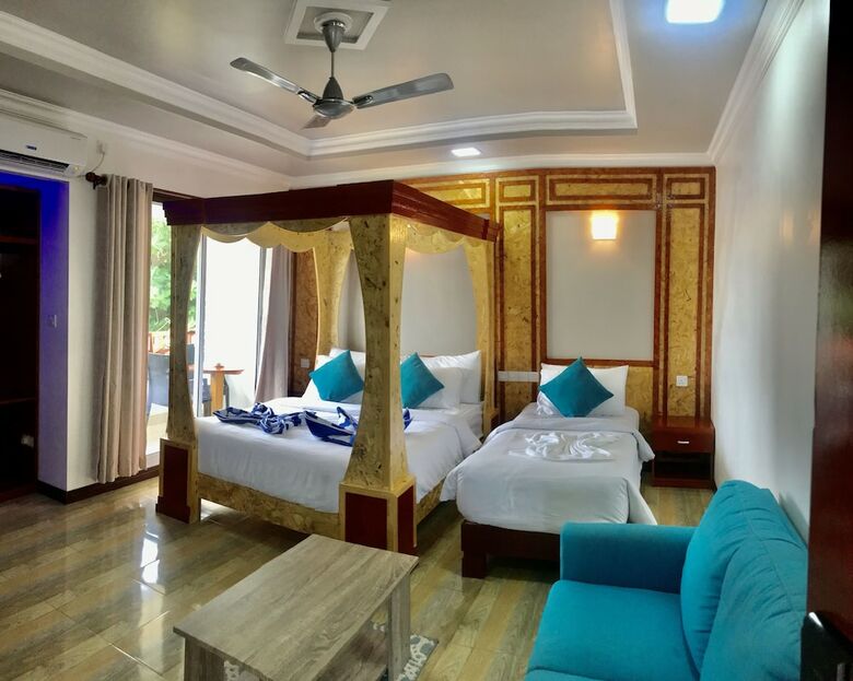 Hotel Athens View Guraidhoo