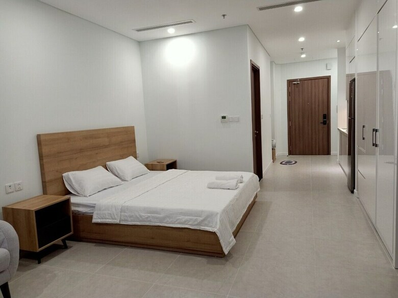 Luxury Scenia Bay Apartment With Seaview