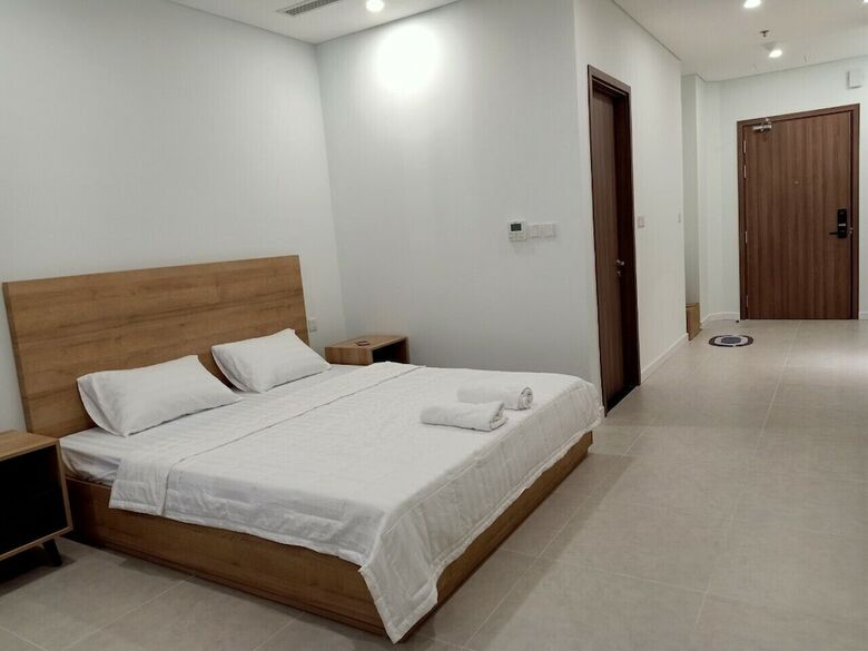 Luxury Scenia Bay Apartment With Seaview