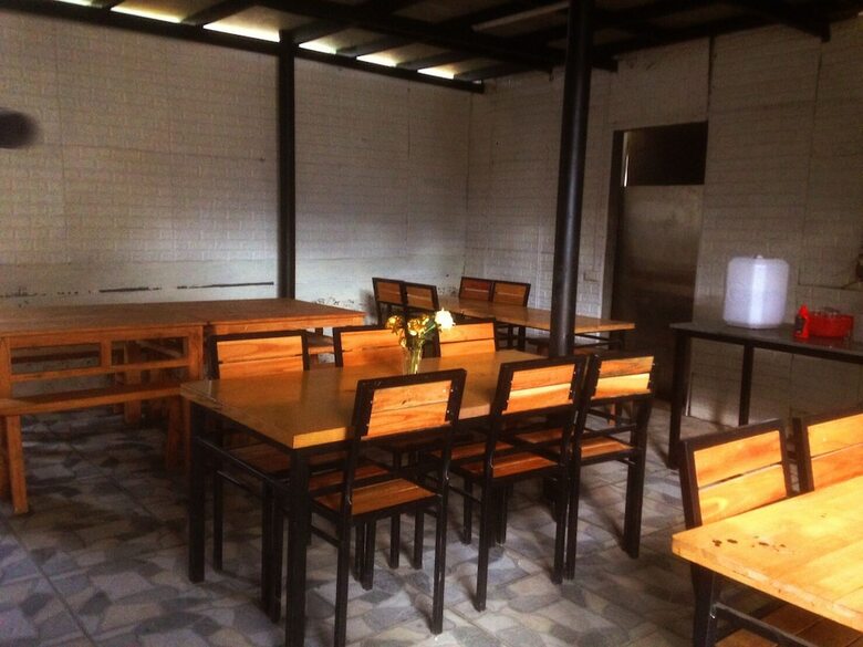 Hostal Meo Vac Valley Hotel - Hostel