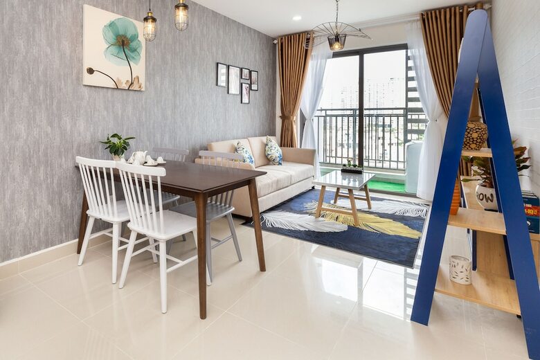 Halo Sun Avenue Apartments