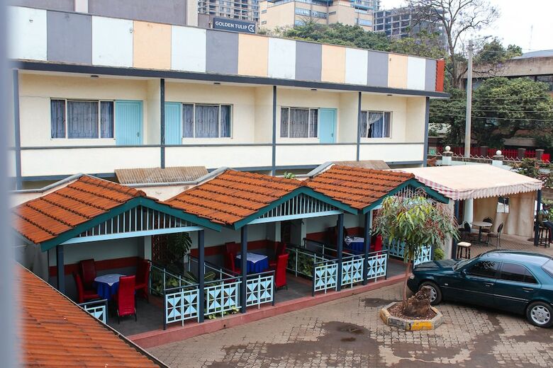 Parklands Villa Hotel.