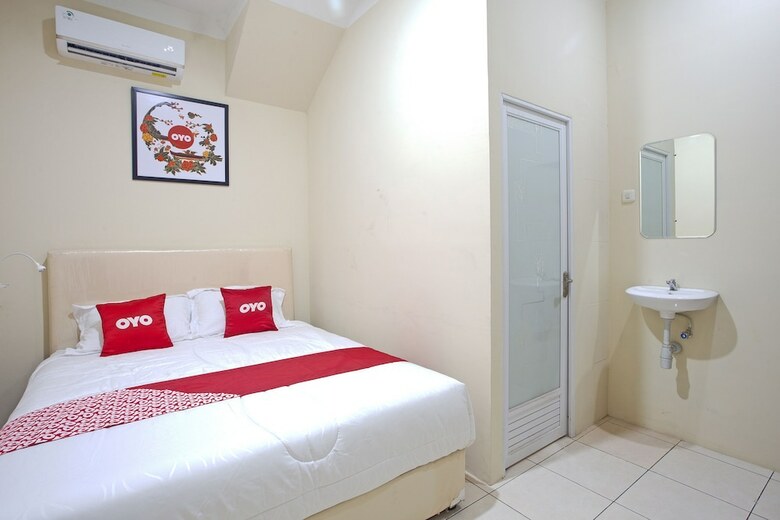 Hostal Oyo 2443 Inn Joy