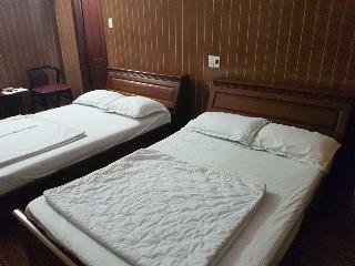 Hotel Oyo 588 VI Thao Van 1