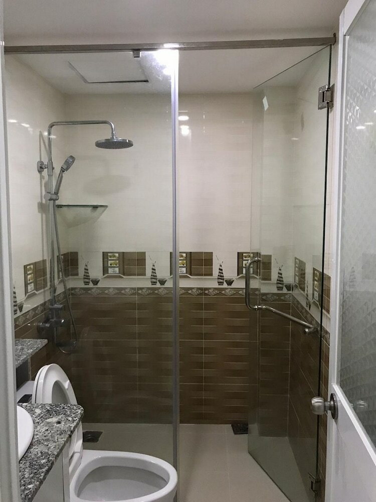 Oyo 803 Quang Hong Phat 2 Hotel