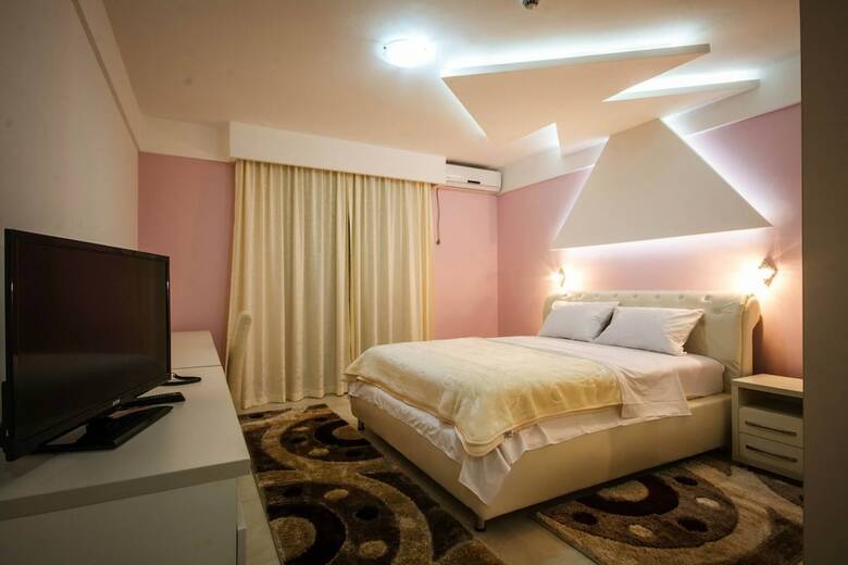 Hotel Oasis