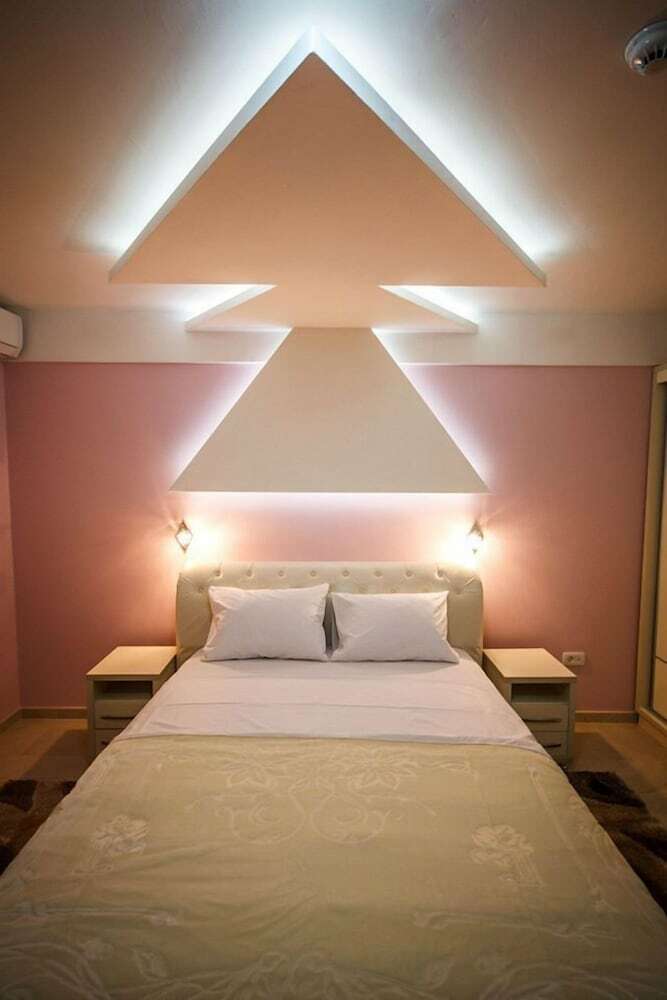 Hotel Oasis