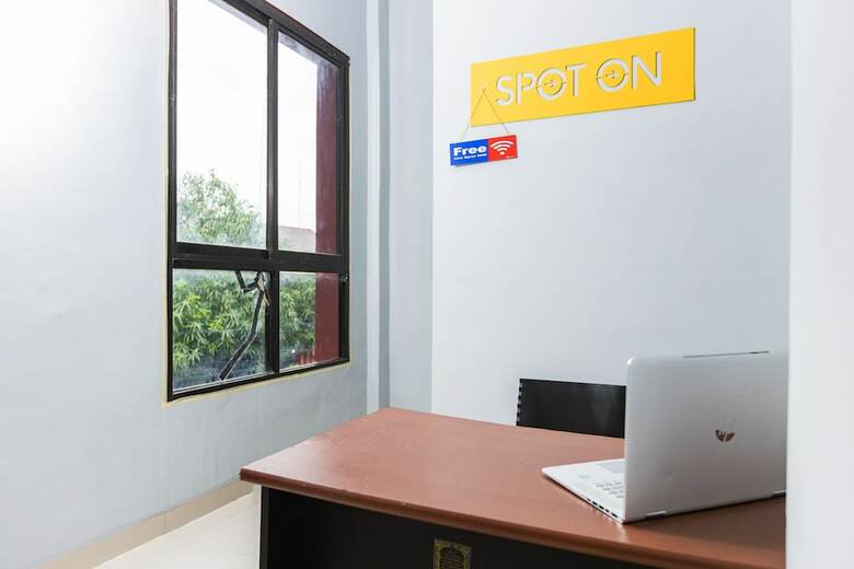 Hostal Spot On 2433 Pondok Akuanna