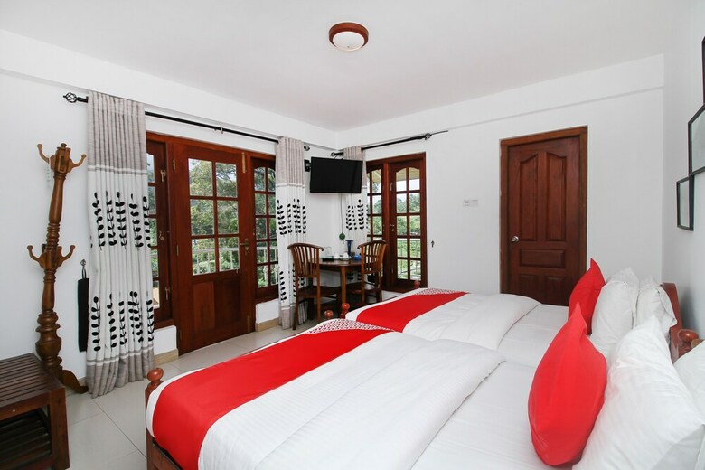Oyo 529 Thilina Hotel & Restaurant