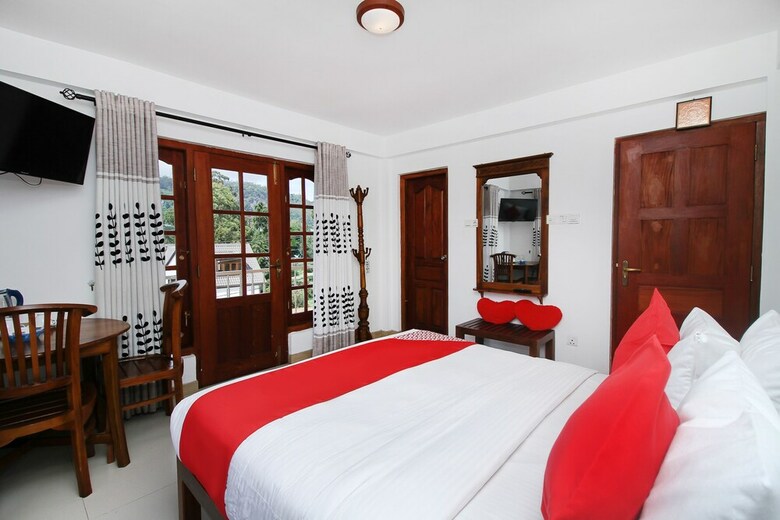 Oyo 529 Thilina Hotel & Restaurant