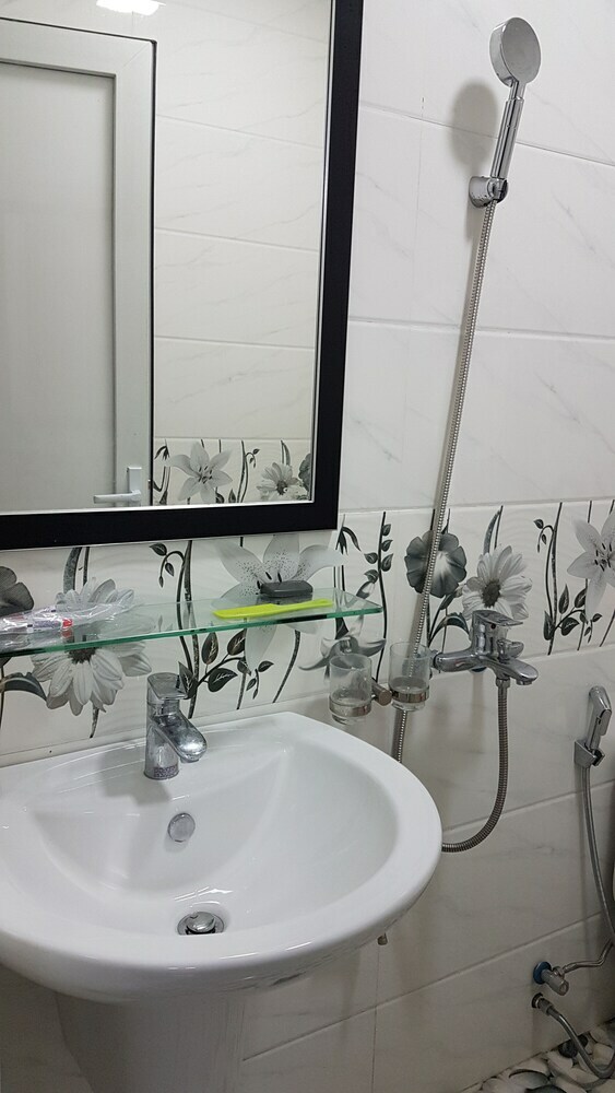 Oyo 756 Love Hotel