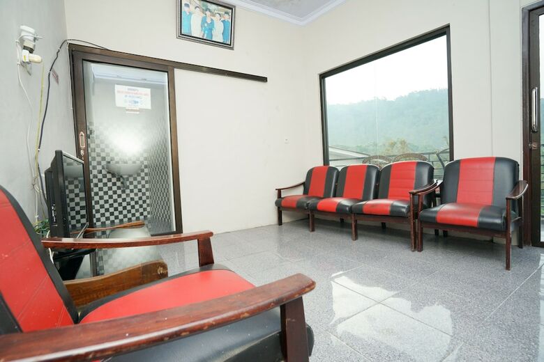 Hostal Spot On 2327 Dome Hotel