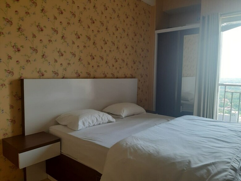 Hostal Oyo 2582 Apartemen Serpong Green View