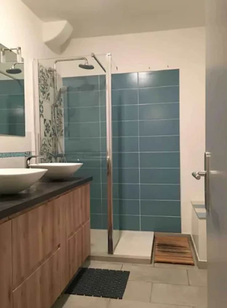 Apartamento Appt 2 Chambres Centre Avec Parking