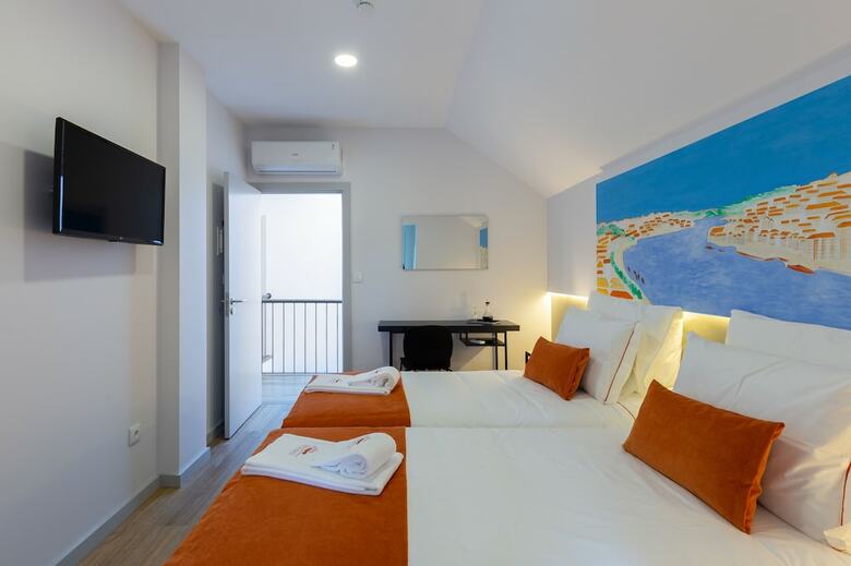 Bed & Breakfast Serra Do Pilar Porto Suites