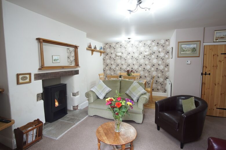 Charming Devon Holiday Cottage