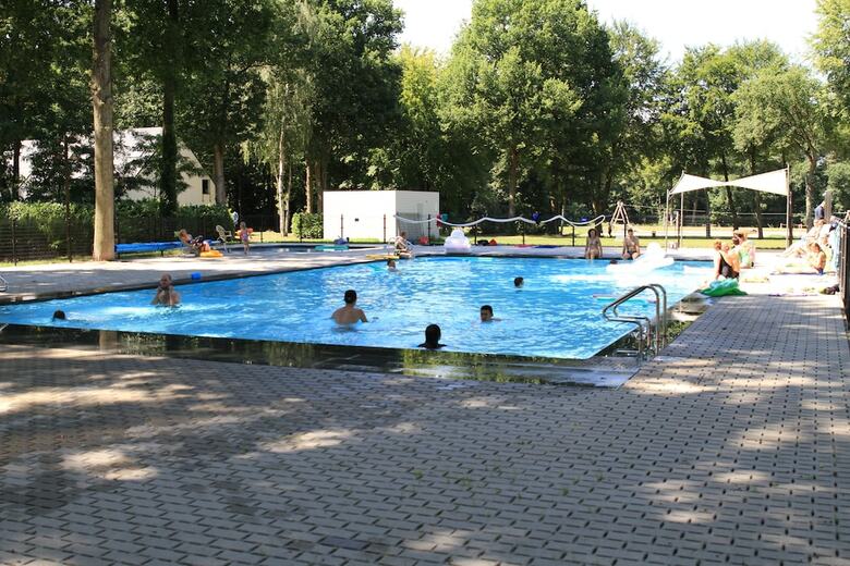 Hotel Holiday Suites Houthalen-helchteren