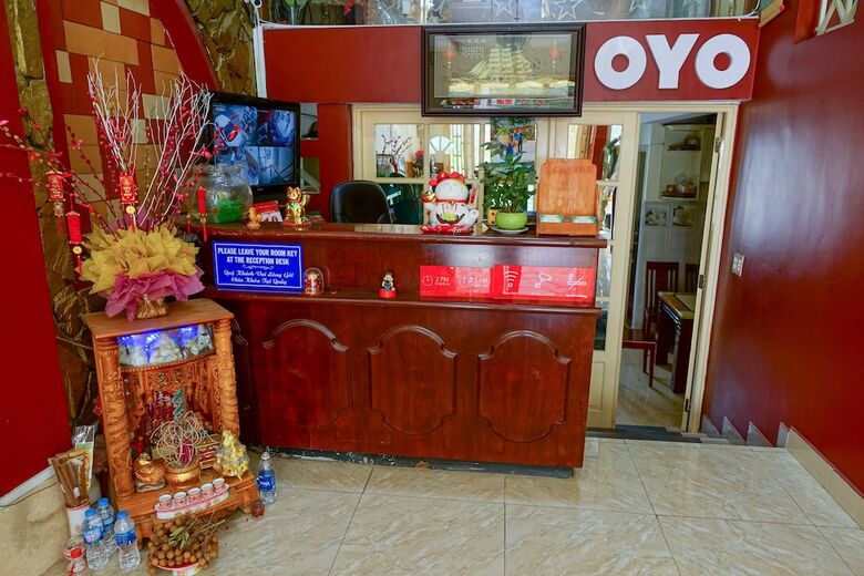 Oyo 827 Bach Duong Hotel