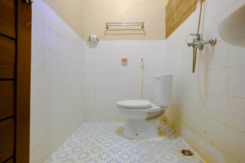 Hostal Oyo 2292 Pondok Lita