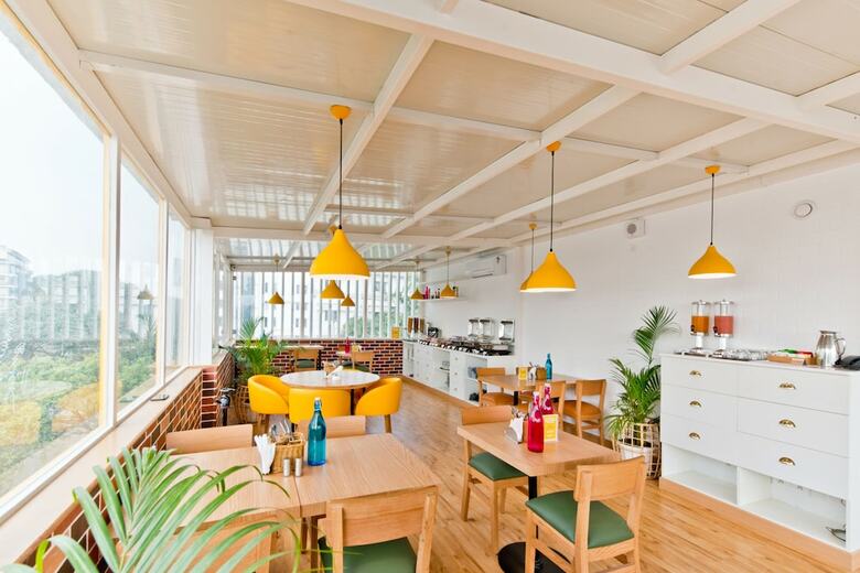 Hotel Bloomrooms @ Cunnigham Road
